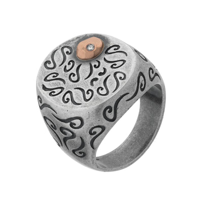 Ara Round Engraved Signet Ring